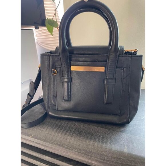 Calvin Klein Black Leather Crossbody Bag with Gold Hardware - Picture 1 of 5